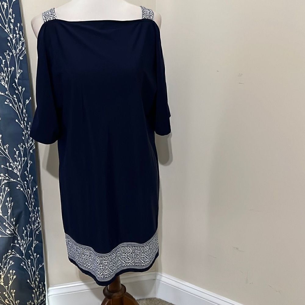 Jude Connally Cold Shoulder Cut Out Navy Dress Stretch Packable sz M Medium